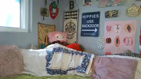 Snapshot of cu2sly chatting on February 14, 9:44 pm online show from February 14, 9:44 pm