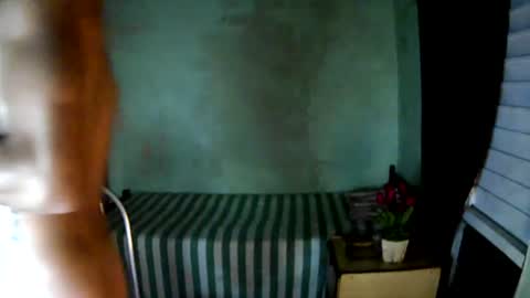 Snapshot of cubanhot2 chatting on June 25, 5:12 am Cubanhot2 online show from June 25, 5:12 am