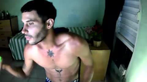Snapshot of cubanhot2 chatting on June 26, 3:11 am Cubanhot2 online show from June 26, 3:11 am