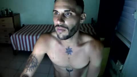 Snapshot of cubanhot2 chatting on July 6, 3:14 am Cubanhot2 online show from July 6, 3:14 am