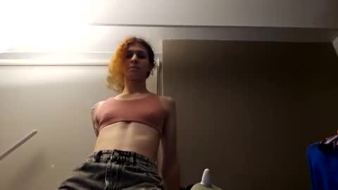 Snapshot of cuddleavenue chatting on September 17, 12:23 am cuddleavenue online show from September 17, 12:23 am