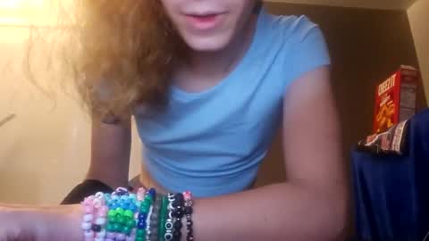 Snapshot of cuddleavenue chatting on September 18, 10:56 pm cuddleavenue online show from September 18, 10:56 pm