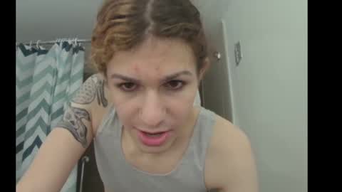 Snapshot of cuddleavenue chatting on October 4, 1:14 am cuddleavenue online show from October 4, 1:14 am