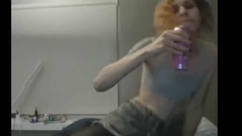 Snapshot of cuddleavenue chatting on October 5, 1:48 am cuddleavenue online show from October 5, 1:48 am