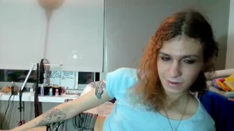 Snapshot of cuddleavenue chatting on October 15, 1:50 am cuddleavenue online show from October 15, 1:50 am