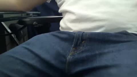 Snapshot of cuddlebeardeluxe chatting on November 10, 7:02 pm cuddlebeardeluxe online show from November 10, 7:02 pm