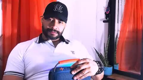 bebe online show from May 30, 11:07 am