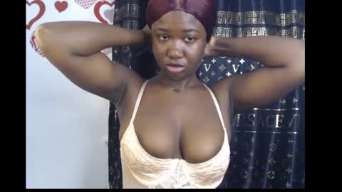 Ann online show from November 26, 7:04 pm