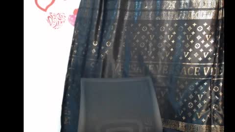 Ann online show from April 17, 1:52 am