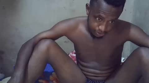 Snapshot of cum_addict23 chatting on May 17, 12:01 pm cum_addict23 online show from May 17, 12:01 pm