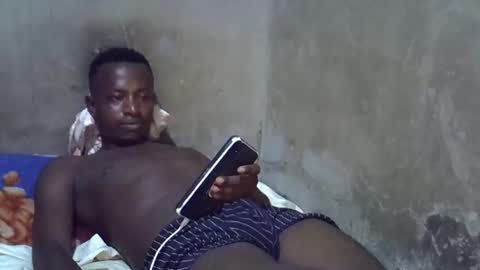 Snapshot of cum_addict23 chatting on May 24, 9:42 pm cum_addict23 online show from May 24, 9:42 pm