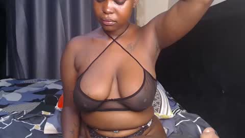 cum_central online show from February 6, 8:13 pm