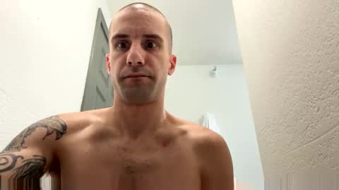 Snapshot of cum_play_1030 chatting on October 29, 10:11 pm cum_play_1030 online show from October 29, 10:11 pm