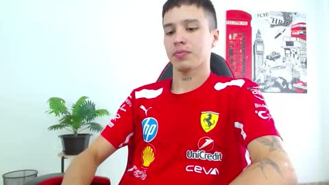 cumandres online show from November 29, 2:31 pm