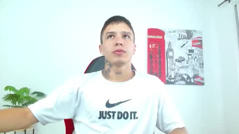 cumandres online show from January 6, 2:54 pm