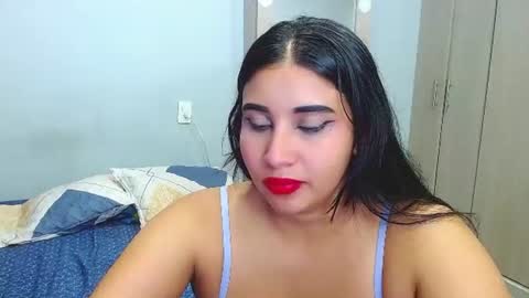 Snapshot of cumb0y_squirtgirl chatting on July 21, 11:07 pm Pablo and emma online show from July 21, 11:07 pm