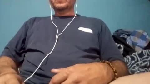 Snapshot of cumbian_chero chatting on April 29, 2:43 pm cumbian_chero online show from April 29, 2:43 pm