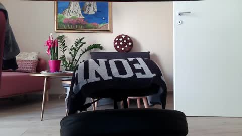 cumcumcum2015 online show from April 4, 8:34 am