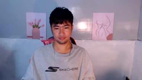 Snapshot of cumhavefun25 chatting on July 10, 10:45 pm ask me online show from July 10, 10:45 pm