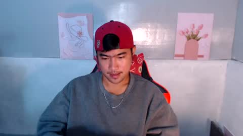 Snapshot of cumhavefun25 chatting on July 23, 10:51 pm ask me online show from July 23, 10:51 pm