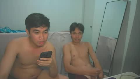 IAN online show from April 19, 2:22 am