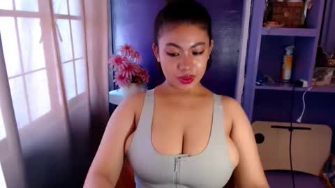 cummdumpapril online show from February 21, 7:09 am