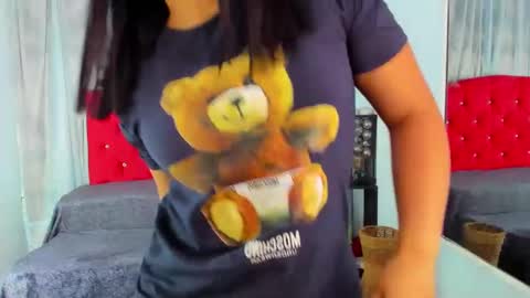 Snapshot of cumming_tiffani chatting on February 12, 12:01 pm cumming tiffani online show from February 12, 12:01 pm