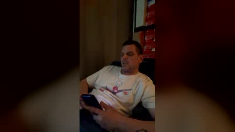 cummsalot425 online show from April 15, 12:01 pm