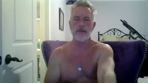 cumngetit910 online show from February 16, 9:00 pm