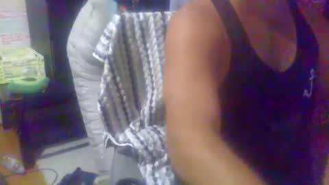 Snapshot of cumnridewa chatting on May 11, 11:57 pm cumtowa online show from May 11, 11:57 pm