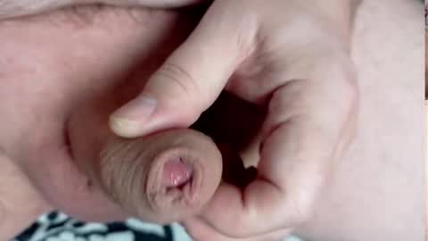 Snapshot of cumoncamgb chatting on January 9, 7:37 pm CumOnCamGB online show from January 9, 7:37 pm