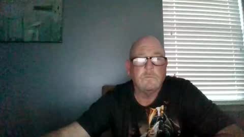 Snapshot of cumsalot55797187 chatting on March 3, 11:24 pm cumsalot55797187 online show from March 3, 11:24 pm