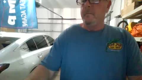 Snapshot of cumsalot55797187 chatting on March 11, 1:16 am cumsalot55797187 online show from March 11, 1:16 am