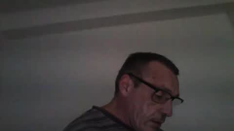 Snapshot of cumseeme002 chatting on February 24, 1:53 pm Alan online show from February 24, 1:53 pm