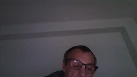 Snapshot of cumseeme002 chatting on March 29, 5:57 pm Alan online show from March 29, 5:57 pm
