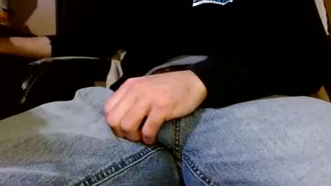 Snapshot of cumshard35 chatting on December 1, 6:57 pm cumshard35 online show from December 1, 6:57 pm