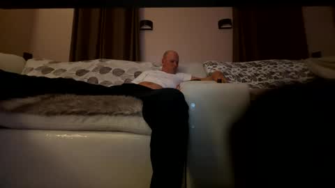 cumslowlyforu online show from March 8, 3:54 am