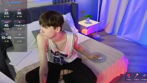 Snapshot of cumte_boy chatting on November 24, 3:39 am cumte_boy online show from November 24, 3:39 am