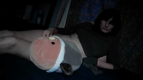 Snapshot of cuntspirit669 chatting on December 11, 11:43 pm cuntspirit669 online show from December 11, 11:43 pm