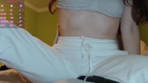 Snapshot of cup_of_t3a chatting on December 17, 10:12 am Im Lee. Say Hey Im very social. online show from December 17, 10:12 am