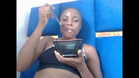 cupidxdoll online show from April 18, 10:19 am