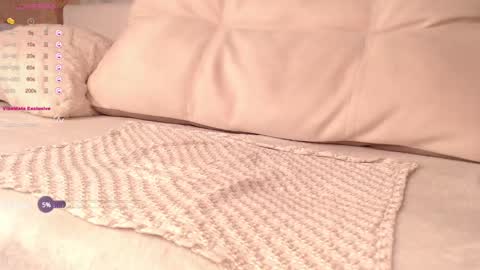 Snapshot of cuponette chatting on February 24, 7:09 pm Jessy online show from February 24, 7:09 pm