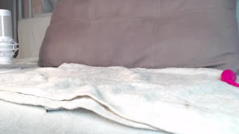 Snapshot of cuponette chatting on September 23, 8:23 pm Jessy online show from September 23, 8:23 pm