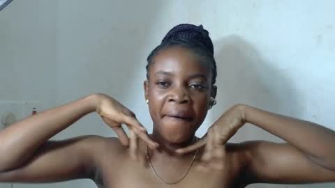 cupxcakex online show from June 20, 11:46 am