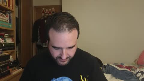 curiosillo1983 online show from February 28, 8:04 am