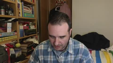 curiosillo1983 online show from April 15, 3:52 pm