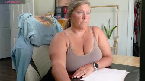 curious couple online show from March 5, 6:04 pm