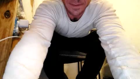 curiousguyhere6 online show from November 30, 2:37 am