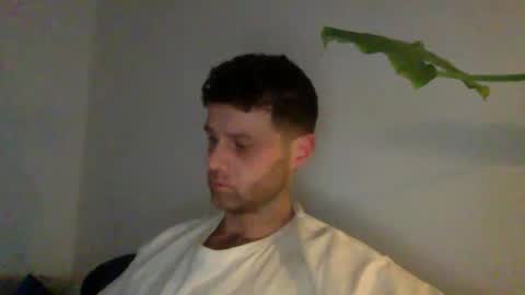 Snapshot of curiousnesssssss chatting on January 7, 8:00 pm curiousnesssssss online show from January 7, 8:00 pm