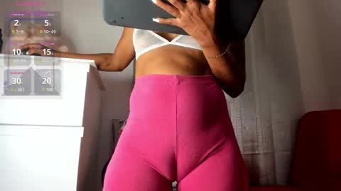 Curly  -  OF- CURLY SWEETT online show from February 22, 2:30 pm